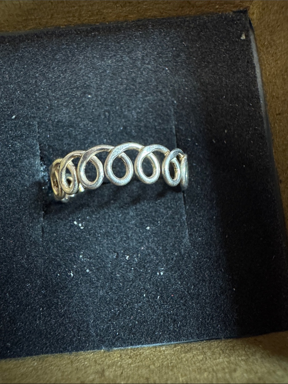Sterling silver Loop Pattern Women's Ring - Silver